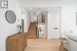 1379 CHRISTINA COURT  Burlington, ON L7P 2V8