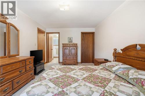 11 Greenbriar Court, Welland, ON - Indoor Photo Showing Bedroom