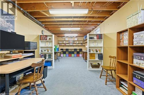 11 Greenbriar Court, Welland, ON - Indoor