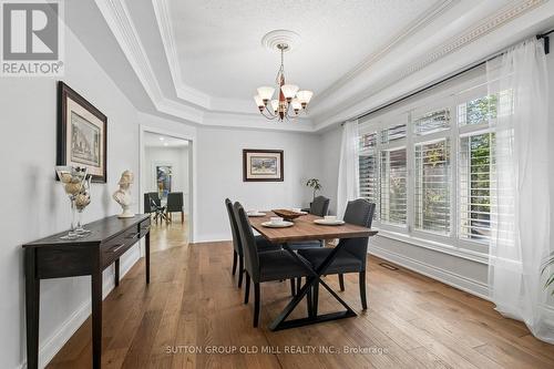 7 Rolling Meadow Drive, Caledon, ON - Indoor Photo Showing Dining Room