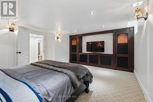 7 Rolling Meadow Drive, Caledon, ON - Indoor Photo Showing Bedroom
