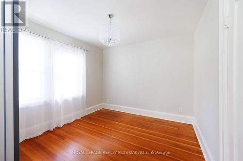 373 Rossmore Boulevard, Burlington, ON - Indoor Photo Showing Other Room