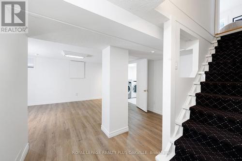 373 Rossmore Boulevard, Burlington, ON - Indoor Photo Showing Other Room