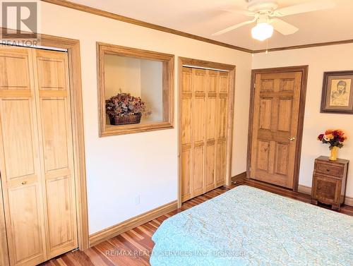 24 Cedar Drive, Caledon, ON - Indoor Photo Showing Bedroom
