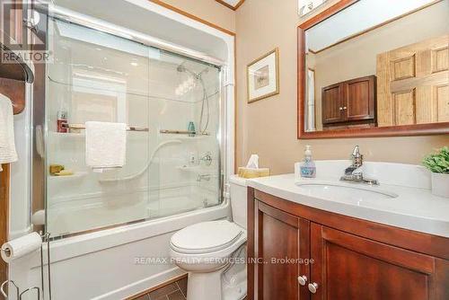 24 Cedar Drive, Caledon, ON - Indoor Photo Showing Bathroom