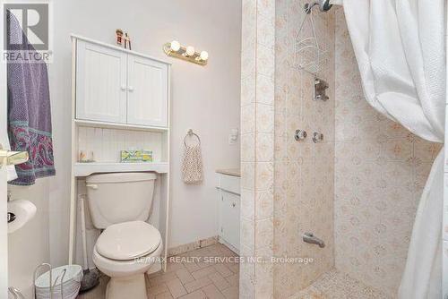 24 Cedar Drive, Caledon, ON - Indoor Photo Showing Bathroom
