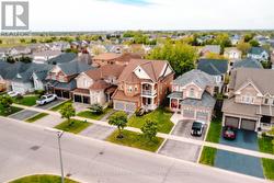 62 CACHET BOULEVARD Whitby, ON L1M 2E2