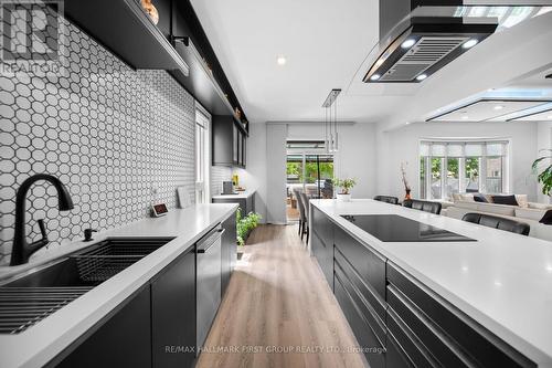62 Cachet Boulevard, Whitby, ON - Indoor Photo Showing Kitchen With Double Sink With Upgraded Kitchen