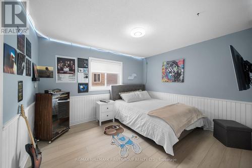 62 Cachet Boulevard, Whitby, ON - Indoor Photo Showing Bedroom