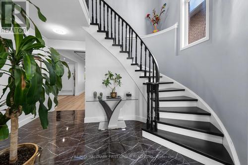 62 Cachet Boulevard, Whitby, ON - Indoor Photo Showing Other Room