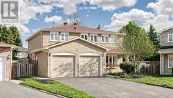 5 ESPBY COURT Richmond Hill, ON L4C 9L2