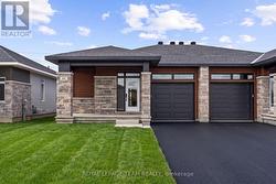 1090 MOORE STREET Brockville, ON K6V 7N1