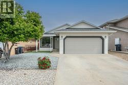 260 WILLOWS Place Oliver, BC V0H 1T4