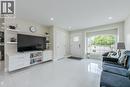260 Willows Place, Oliver, BC  - Indoor Photo Showing Living Room 