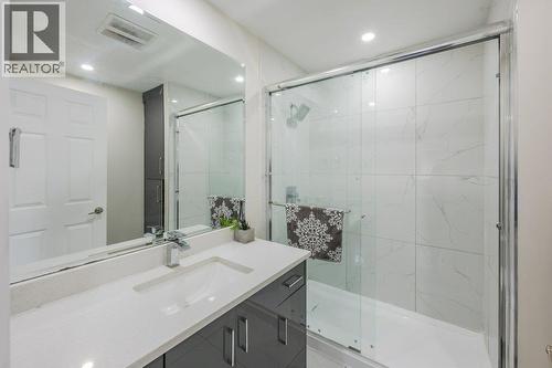 260 Willows Place, Oliver, BC - Indoor Photo Showing Bathroom