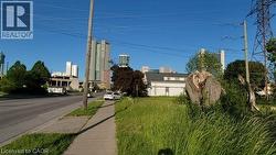 5668 DUNN Street Niagara Falls, ON L2G 2N7