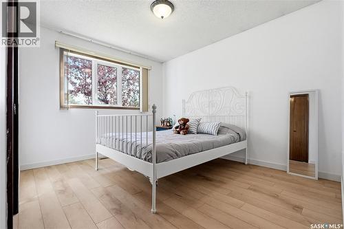 28 Malta Crescent, Saskatoon, SK - Indoor Photo Showing Bedroom