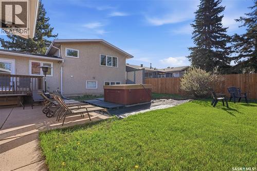 28 Malta Crescent, Saskatoon, SK - Outdoor With Deck Patio Veranda