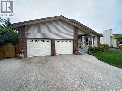 19 Bull CRESCENT  Yorkton, SK S3N 3Y5