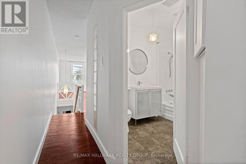 378 Booth Street, Ottawa, ON - Indoor Photo Showing Other Room
