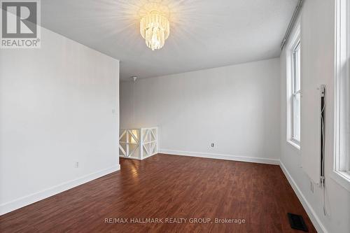 378 Booth Street, Ottawa, ON - Indoor Photo Showing Other Room