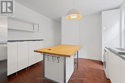378 Booth Street, Ottawa, ON - Indoor Photo Showing Kitchen