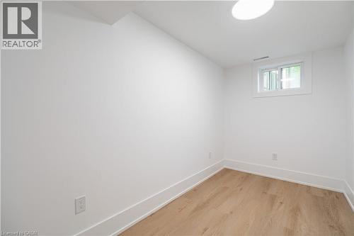 1379 Christina Court, Burlington, ON 