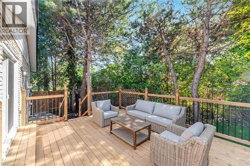 1379 Christina Court, Burlington, ON 