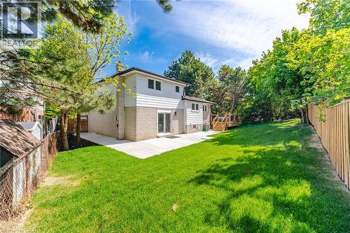 1379 Christina Court, Burlington, ON 