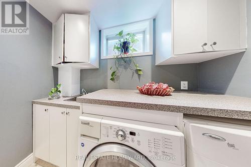 20 Masters Drive, Barrie, ON - Indoor Photo Showing Laundry Room