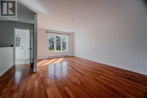 4 Parkview Crescent, St. John'S, NL - Indoor Photo Showing Other Room