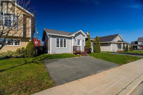 4 Parkview Crescent, St. John'S, NL - Outdoor With Facade