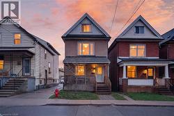 209 GLENDALE Avenue N  Hamilton, ON L8L 7K2