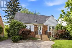 280 BOGERT AVENUE Toronto, ON M2N 1L5
