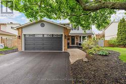 1089 CHABLIS PARK Ottawa, ON K1C 2T5