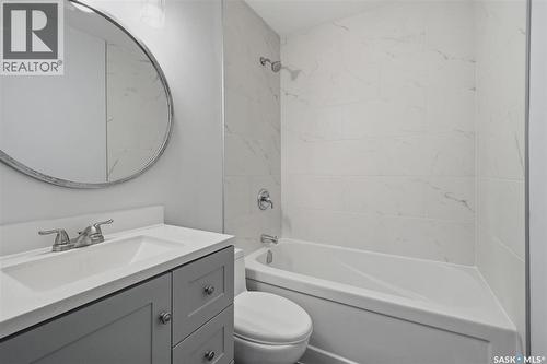 3 Rutter Crescent, Saskatoon, SK - Indoor Photo Showing Bathroom