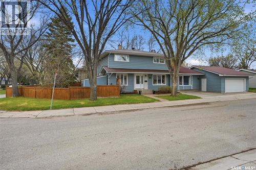 1456 Shannon Road, Regina, SK - Outdoor With Facade