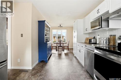 1456 Shannon Road, Regina, SK - Indoor Photo Showing Kitchen