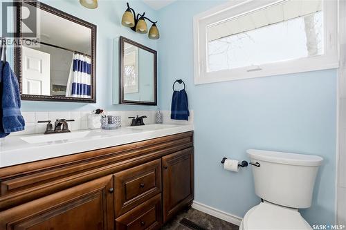 1456 Shannon Road, Regina, SK - Indoor Photo Showing Bathroom