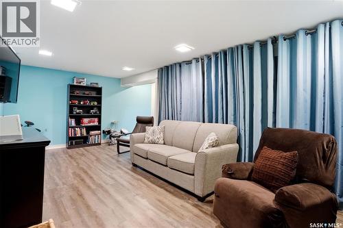 1456 Shannon Road, Regina, SK - Indoor Photo Showing Living Room