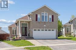 122 PARCELLS CRESCENT Peterborough (Otonabee Ward 1), ON K9K 2R2