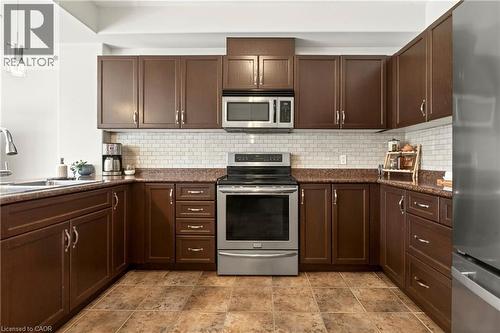 62 Fall Fair Way, Binbrook, ON - Indoor Photo Showing Kitchen