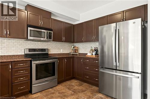 62 Fall Fair Way, Binbrook, ON - Indoor Photo Showing Kitchen