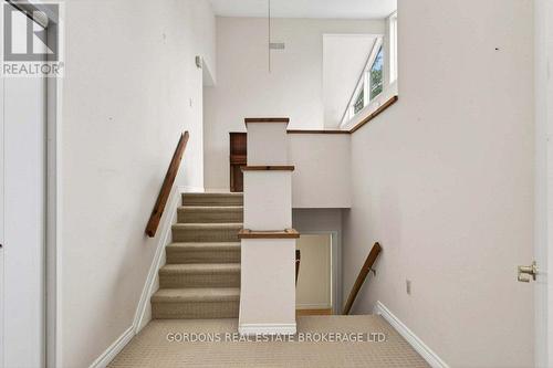 100 Frontenac Crescent, Deep River, ON - Indoor Photo Showing Other Room