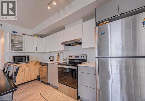 3210 Dakota Common Unit# 407A, Burlington, ON - Indoor Photo Showing Kitchen With Stainless Steel Kitchen
