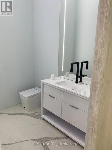 4238 Burnside Line, Severn, ON - Indoor Photo Showing Bathroom