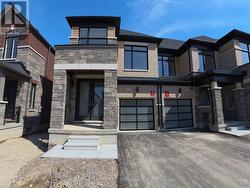29 BOSWELL DRIVE Brampton, ON L6P 4R7