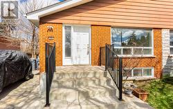 39 ALOMA CRESCENT Brampton, ON L6T 2N8