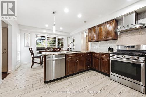 3217 Sovereign Road, Burlington, ON - Indoor Photo Showing Kitchen With Stainless Steel Kitchen