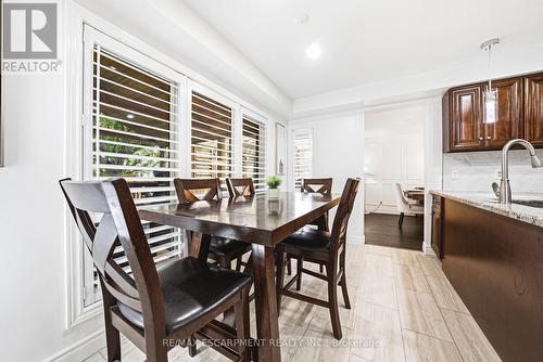 3217 Sovereign Road, Burlington, ON - Indoor Photo Showing Dining Room